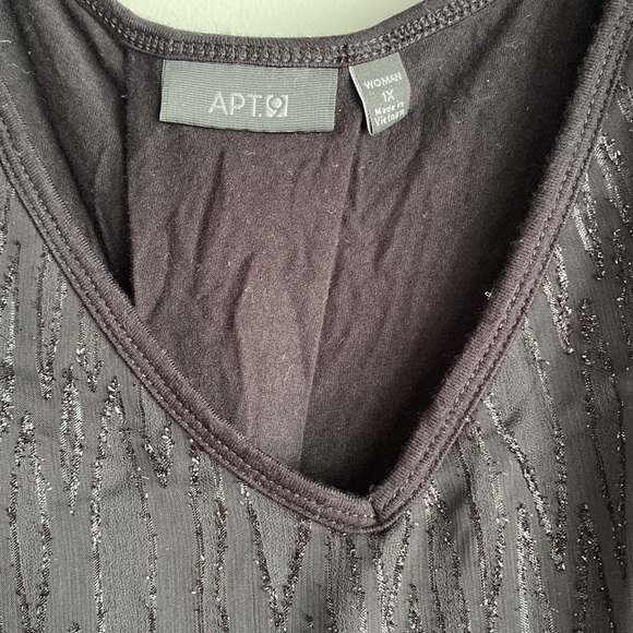 Apt.9 black with glittery sequence top - Picture 2 of 5
